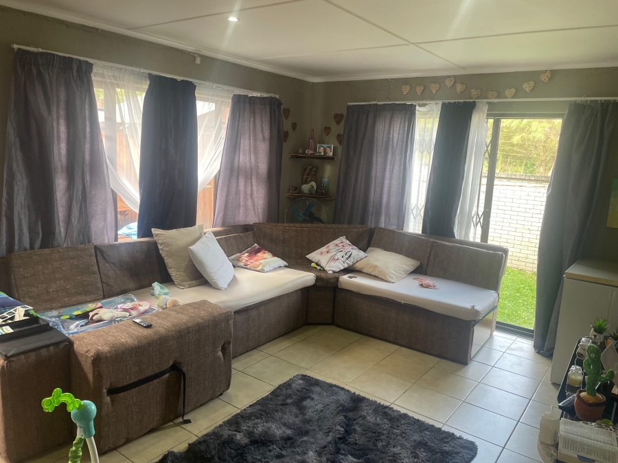 2 Bedroom Property for Sale in Sunnyridge Eastern Cape